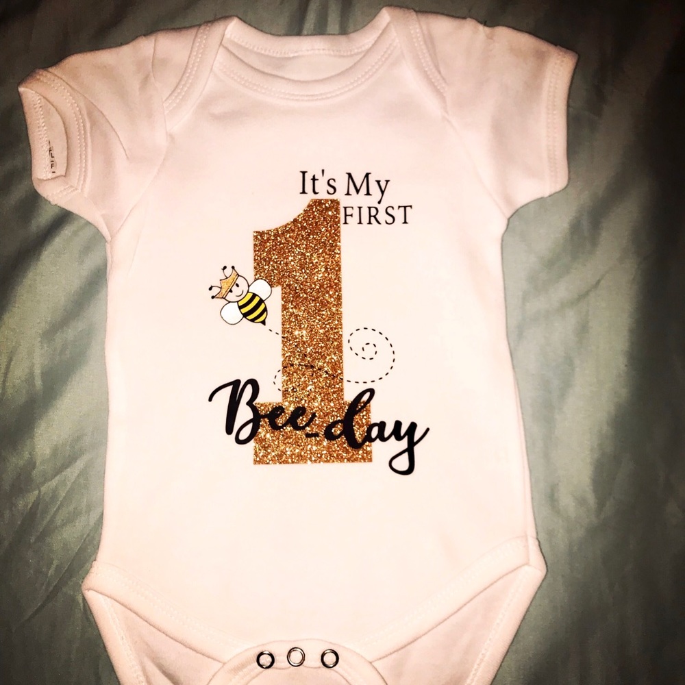 My 1st Bee-Day Onesie